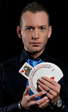 Steve Dela - Stage Magician